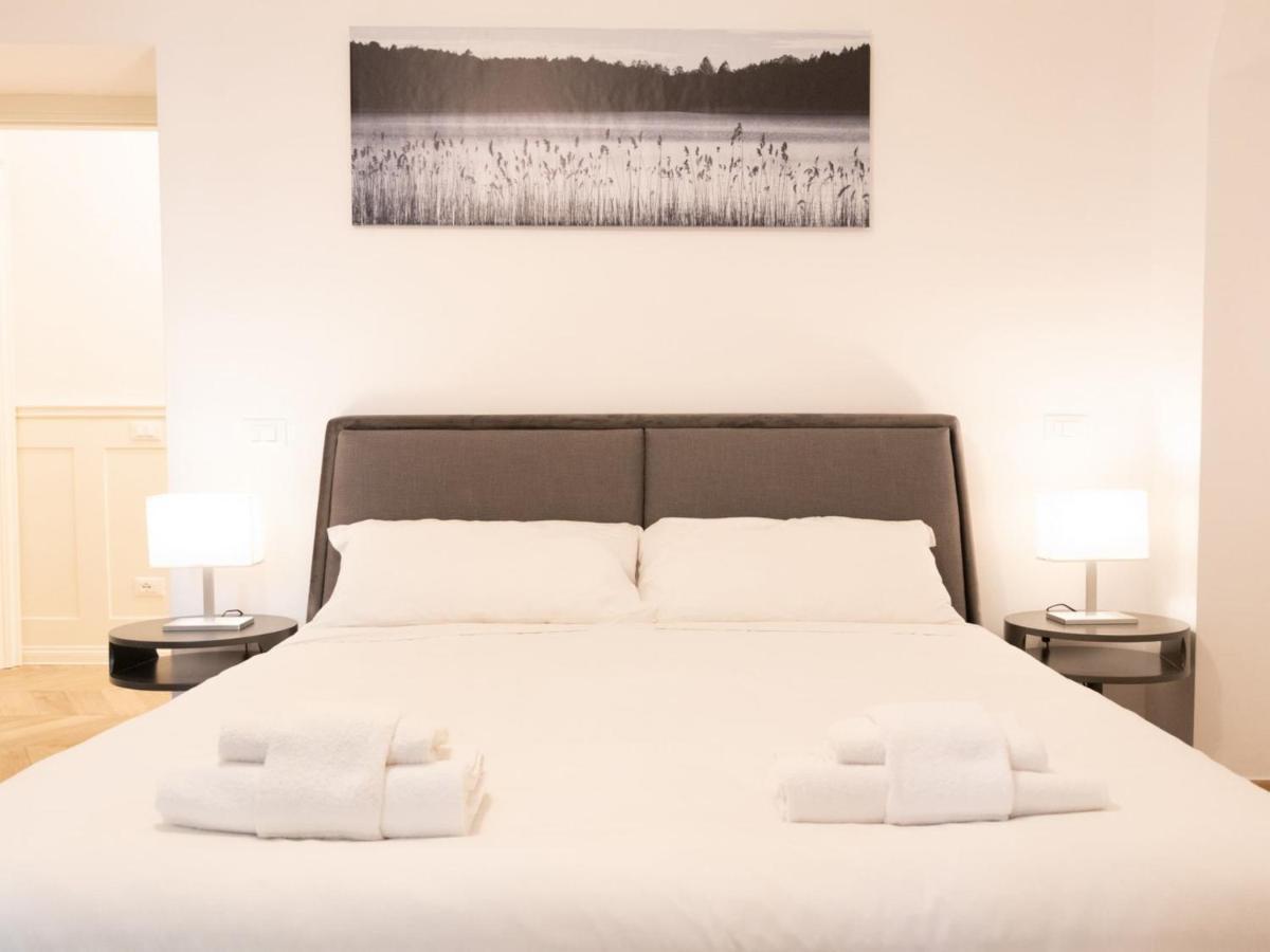The Best Rent - Elegant Five-Bedrooms Apartment Near Colosseo Rome Exterior photo